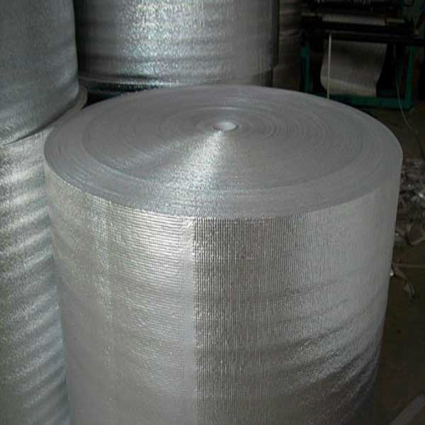 Hình ảnh cuộn cách nhiệt PE tại công ty Tôn thép HƯNG GIA PHÁT ở TP.HCM